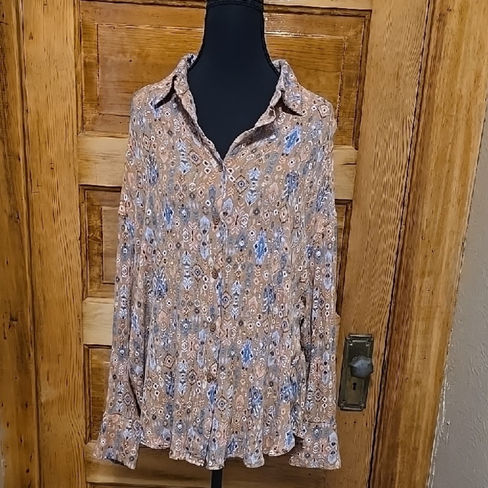 Andthewhy Blue and Pink Long Sleeve Floral Button Down Shirt L